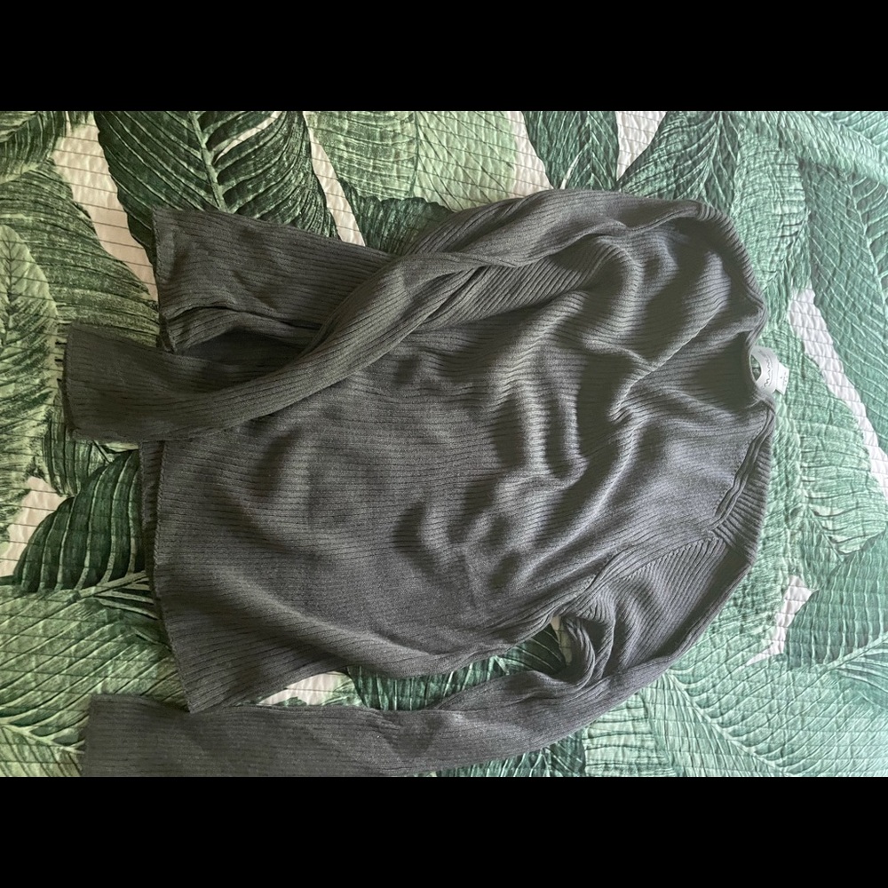 Emanuel grey cardigan sz L